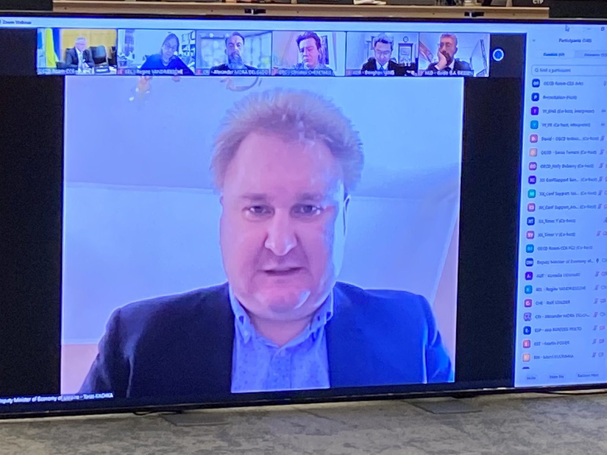 This morning the flag of 🇺🇦 in Council <a href="/OECD/">OECD ➡️ Better Policies for Better Lives</a> as PRs were honoured to be addressed by 🇺🇦Dep Minister f Economic Dev, Trade &amp; Agri Mr Taras Kachka.
<a href="/MathiasCormann/">Mathias Cormann</a>: #OECD will contribute to a Marshall Plan 2 for 🇺🇦 
#WeStandWithUkraine #StandWithUkriane #StopTheWar