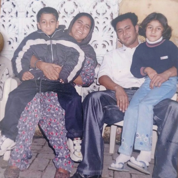 bollywood_life's tweet photo. #ShehnaazGill's childhood pictures are too adorable for words! https://t.co/8XwHCgAVVf