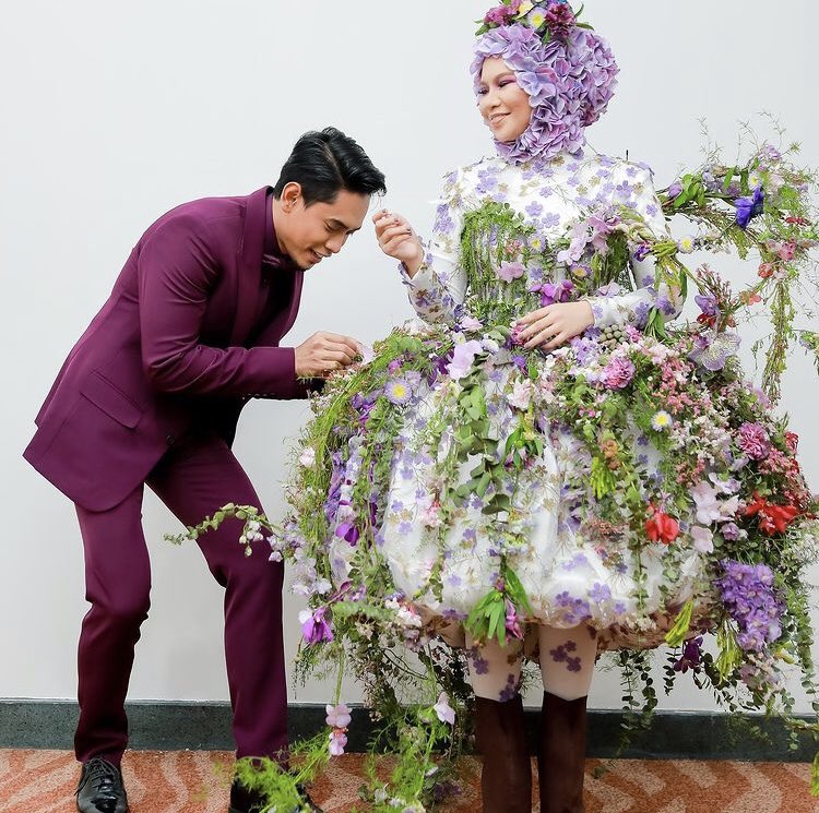 khaibahar94_'s tweet photo. ALHAMDULILLAH untuk Penyanyi Pilihan Popular #AJL36 with my super duet partner @ainaabdulmusic 💪 https://t.co/YfW2Djqska