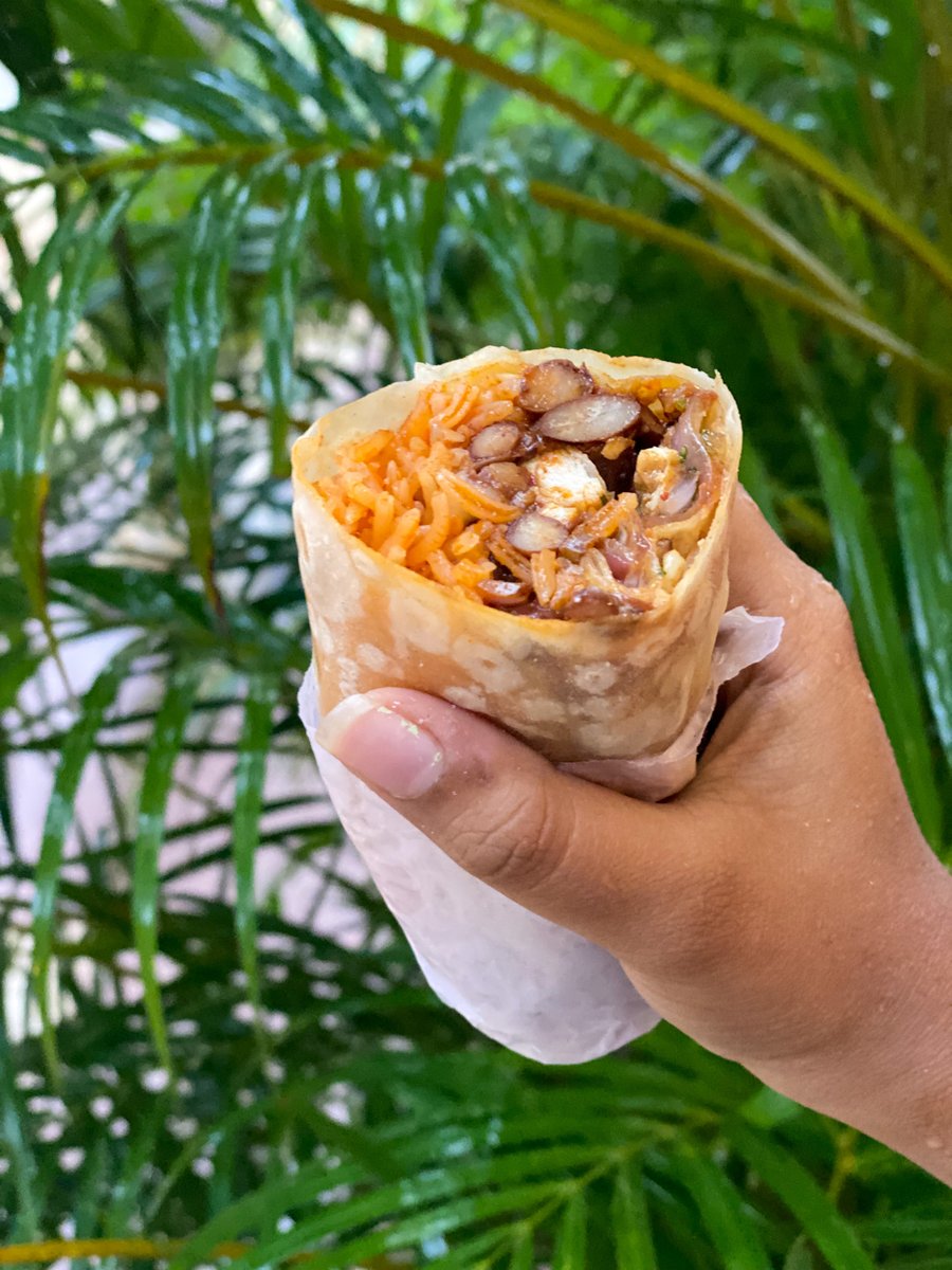 A #Burrito is only as good as its fillings! With grilled chicken, beans, bell peppers, #Mexican rice, and jalapeño cream, plus our fiery secret #salsa, our burritos promise a fiesta at home. 🌯

Order now via Swiggy, Zomato, Dunzo or the link in bio.

#Burritos #MexicanFood