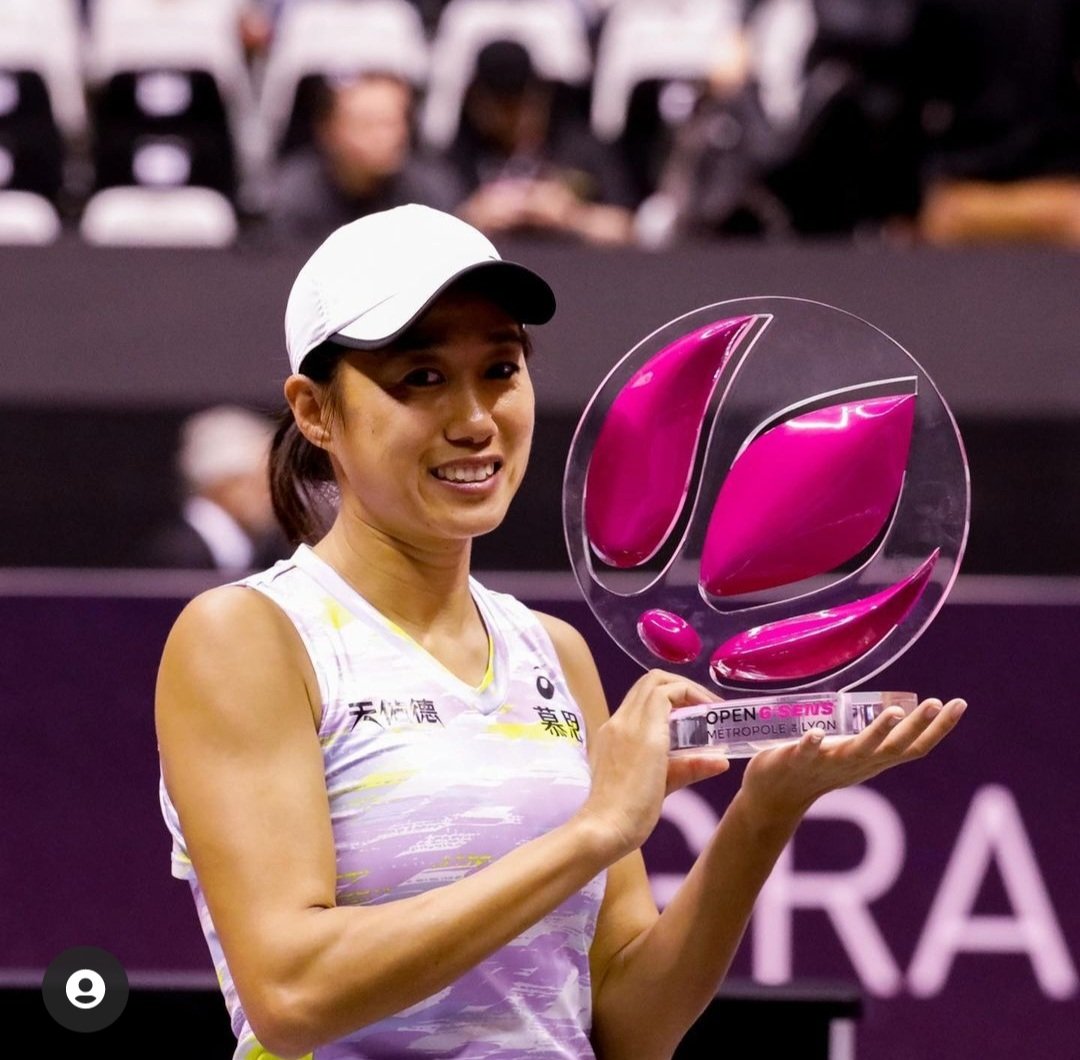 saberlenka's tweet photo. Since 2019, only 4x a tournament winner was born before the 90s -
@serenawilliams at @ASB_Classic
@AngeliqueKerber at @badhomburgopen
@andreapetkovic at @WinnersOpen
@zhangshuai121 at @Abierto_GNP
#ASBClassic #BadHomburgOpen
#WinnersOpen
#AbiertoGNPSeguros https://t.co/EH0DoR8gNV
