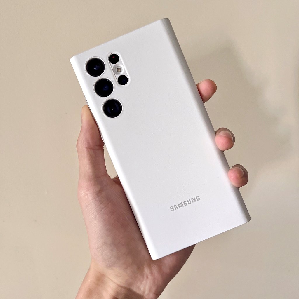 tech_waar_'s tweet image. Samsung Galaxy S22 Ultra Looks Awesome in this Case 😍😍😍