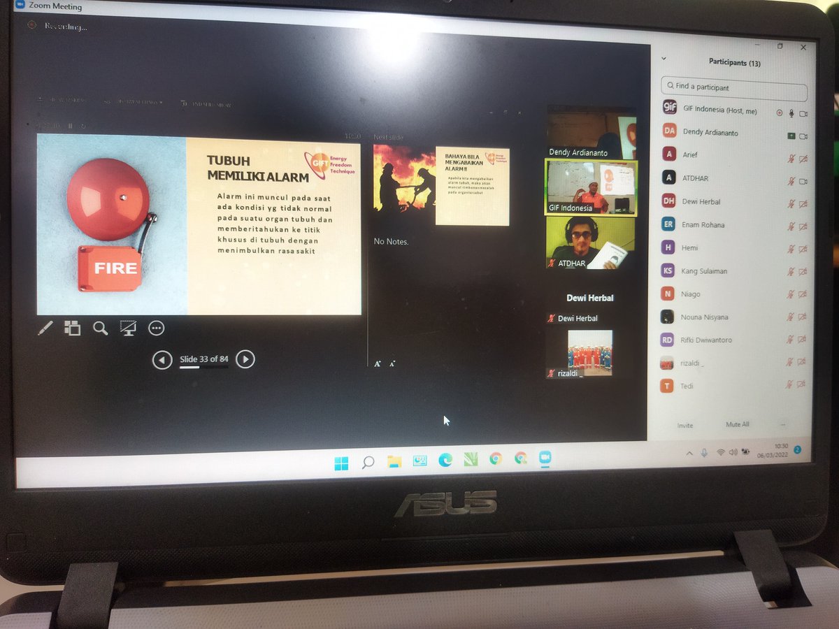 giftindonesia99's tweet photo. Pelatihan offline dan online melalui zoom. 
Antusias para pemula, alumni dan juga para terapis alhamdulillah luar biasa. 
Semoga bisa langsung dipraktekan dari rumah dan bisa diterapkan pada saat bakti sosial. 

Salam kesehatan bangkit dari rumah 
#gift #terapi #terapijari https://t.co/9aEGI2zb7P