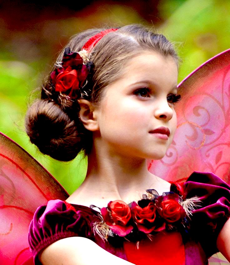 детский костюм феи тинкербелл. прическа феи на утренник. поич4ска для феи на утренник. детская прическа феи. костюм феечки для девочки.