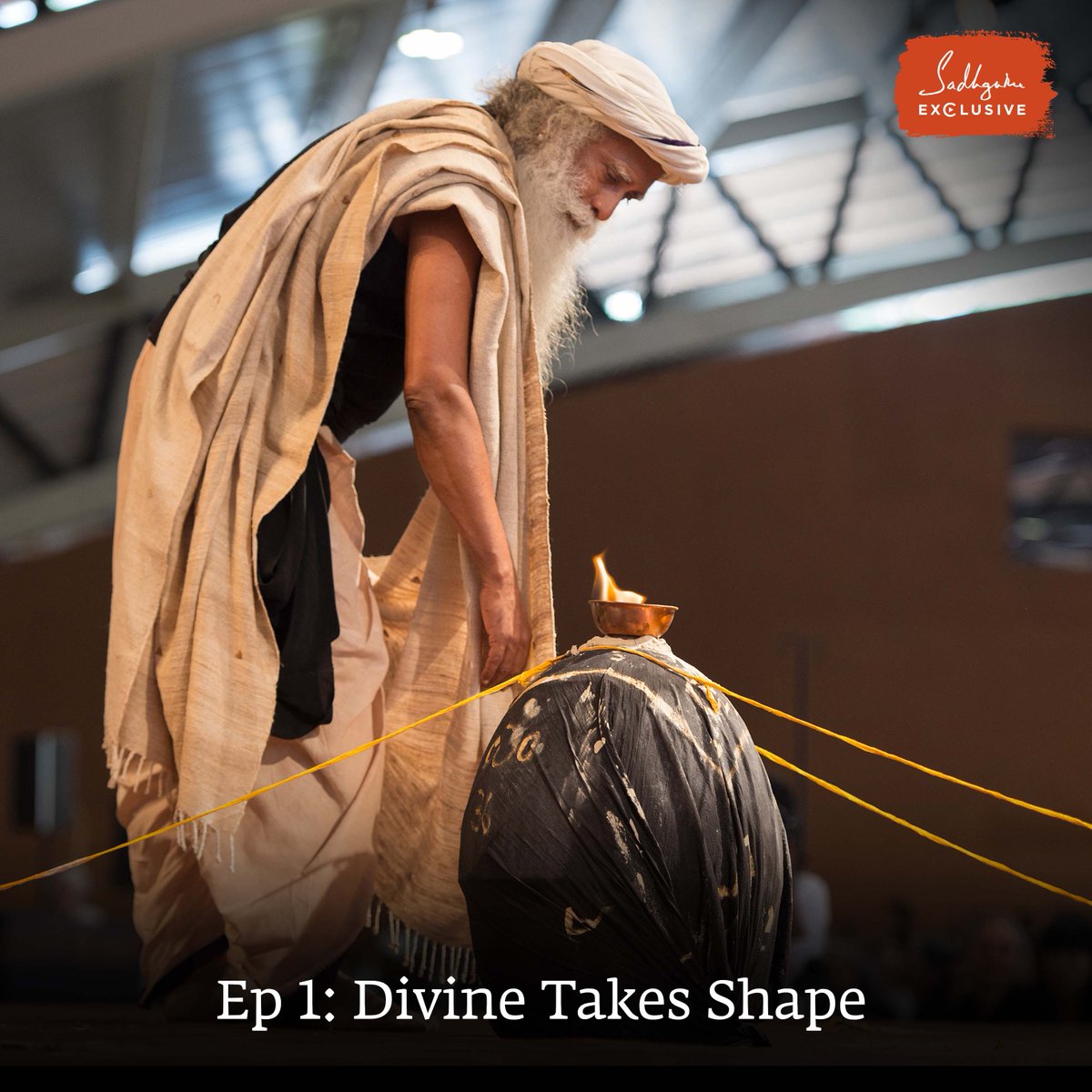 SgExclusive_'s tweet photo. Relive the consecration of a powerful new energy form, and get a taste of Sadhguru's phenomenal mastery over the mechanics of life. Watch all episodes now on Sadhguru Exclusive: https://t.co/hhWk2DZ4qe
#SadhguruExclusive #Sadhguru https://t.co/YpDRMSx10B