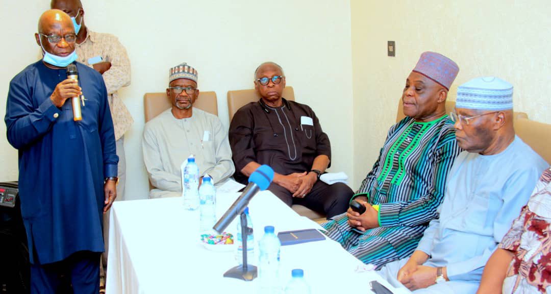 atiku's tweet photo. My consultative interaction with stakeholders of our great party continued last night with a robust meeting with @OfficialPDPNig State Chairmen. https://t.co/YP9RzIqOn8