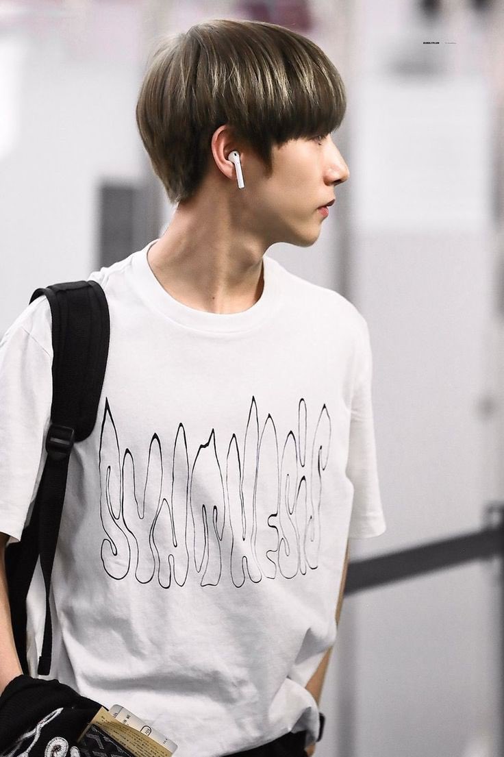 _Moo_Minn's tweet photo. ตำนานเฮียเหรินเสื้อขาว https://t.co/aZWYZV6s57