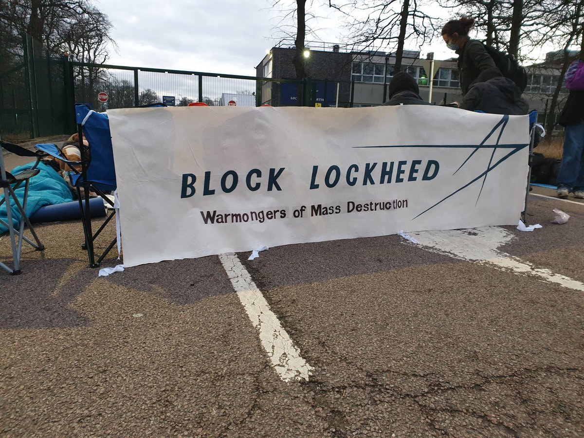 reports_red's tweet image. Shutting down the arms trade with @BlockLockheed!
Direct action taking on the business of mass murder.
NO to the war profiteers!