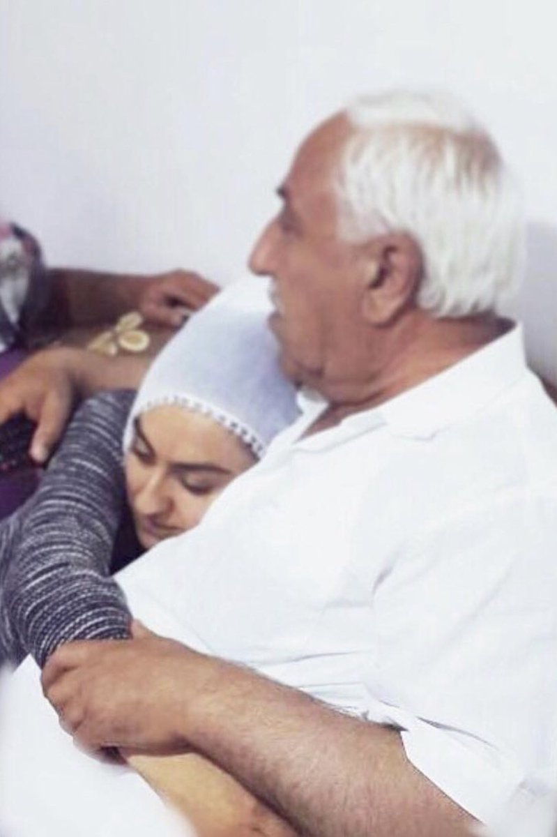 eda_edarana's tweet photo. @aglayanpollyana Ömrümün yettiğince❤️🙏 https://t.co/6kiPZOwCaV