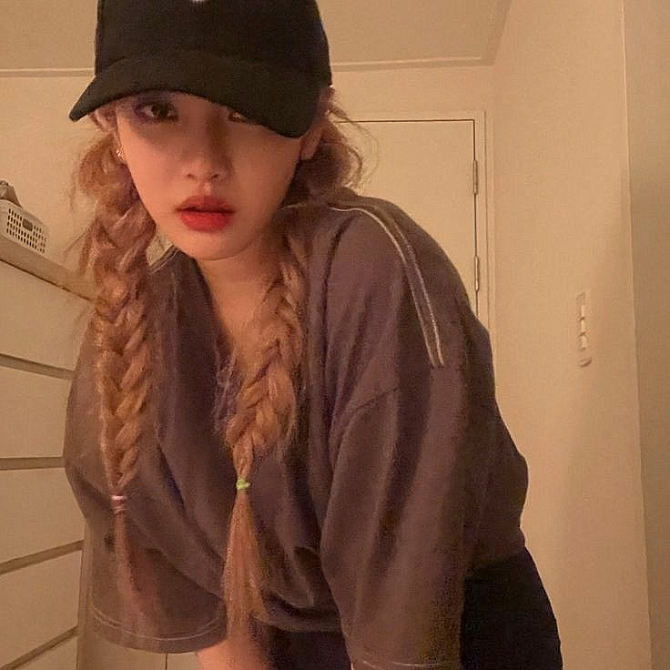 ningvvie's tweet photo. Haiiiii 𝙶𝙴𝙽𝙴𝚅𝙸𝙴 𝚈𝙰𝚂𝙷𝙸𝙺𝙰 hereee

Gue baru masuk rp Tweet nihhh ayok yang bisa ajarin rp teweet yukk

Let's be moots
•
•
•
•🍋

#roleplayer #roleplayeraccount #roleplayerindo #moots https://t.co/UuLXcLrv56