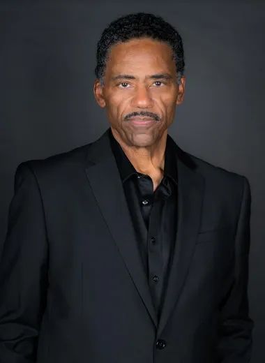 Happy Birthday to great actor Richard Lawson! 