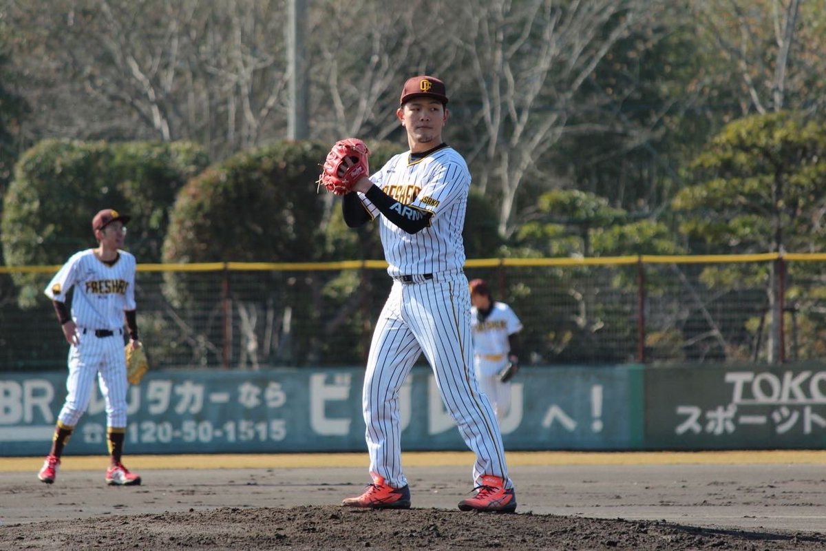Freshers1439's tweet photo. 投手3部門　（10試合到達）

防御率　　0.75  溝端
勝利数        4勝  田中宏
奪三振       31個  東

#草野球 #大阪 
#大阪草野球 #大阪freshers https://t.co/la60nYZ7dS