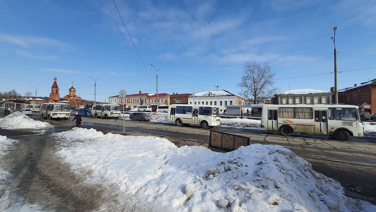 Завод с ПАЗиками вроде в другом городе 🤔