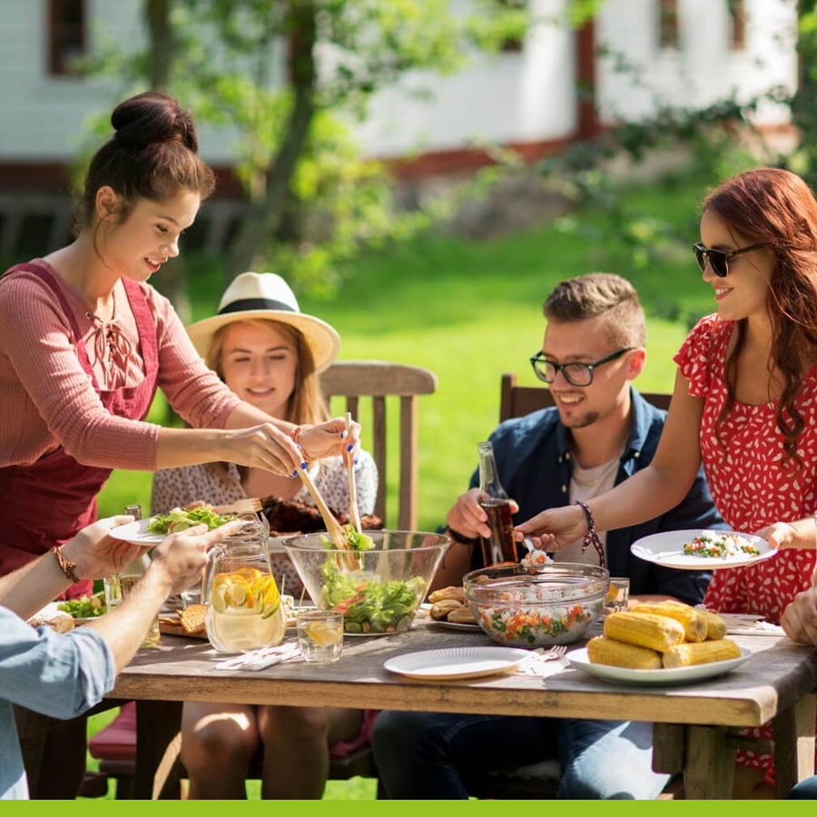 De invloed van je sociale omgeving op je voedings- en drinkgedrag is groot. Als je aan een traject begint bij een BGN-Gewichtsconsulent komen dit soort patronen in jouw leven naar voren en leer je hoe je hiermee om moet gaan.
.
.
#sociaal #omgeving #afvallen #voeding #leefstijl