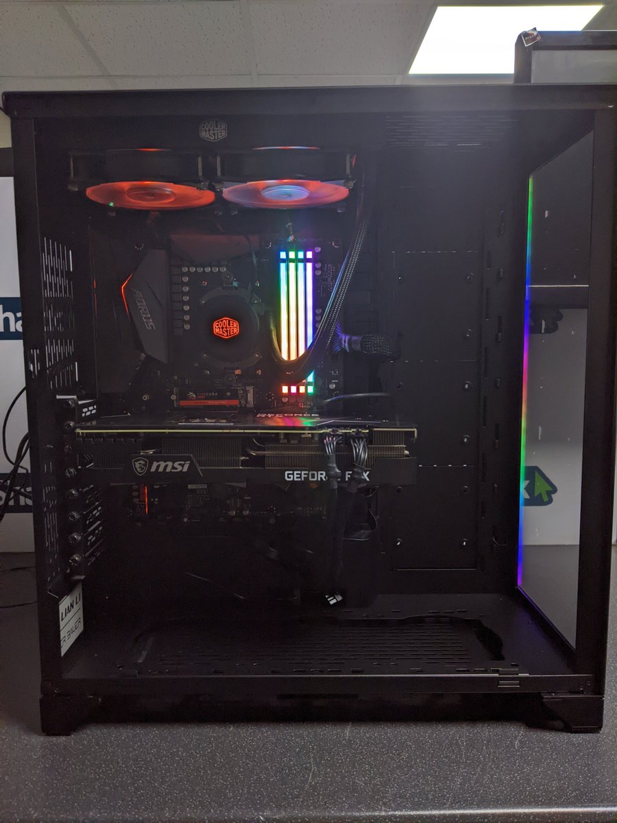 pc_shack_hull's tweet photo. Want your PC re-casing? No problem we can sort that!
This PC was bought into us with glass damage and needed re-casing quickly. The customer provided the case and we did the rest. 🤓 https://t.co/QuAushnRbP