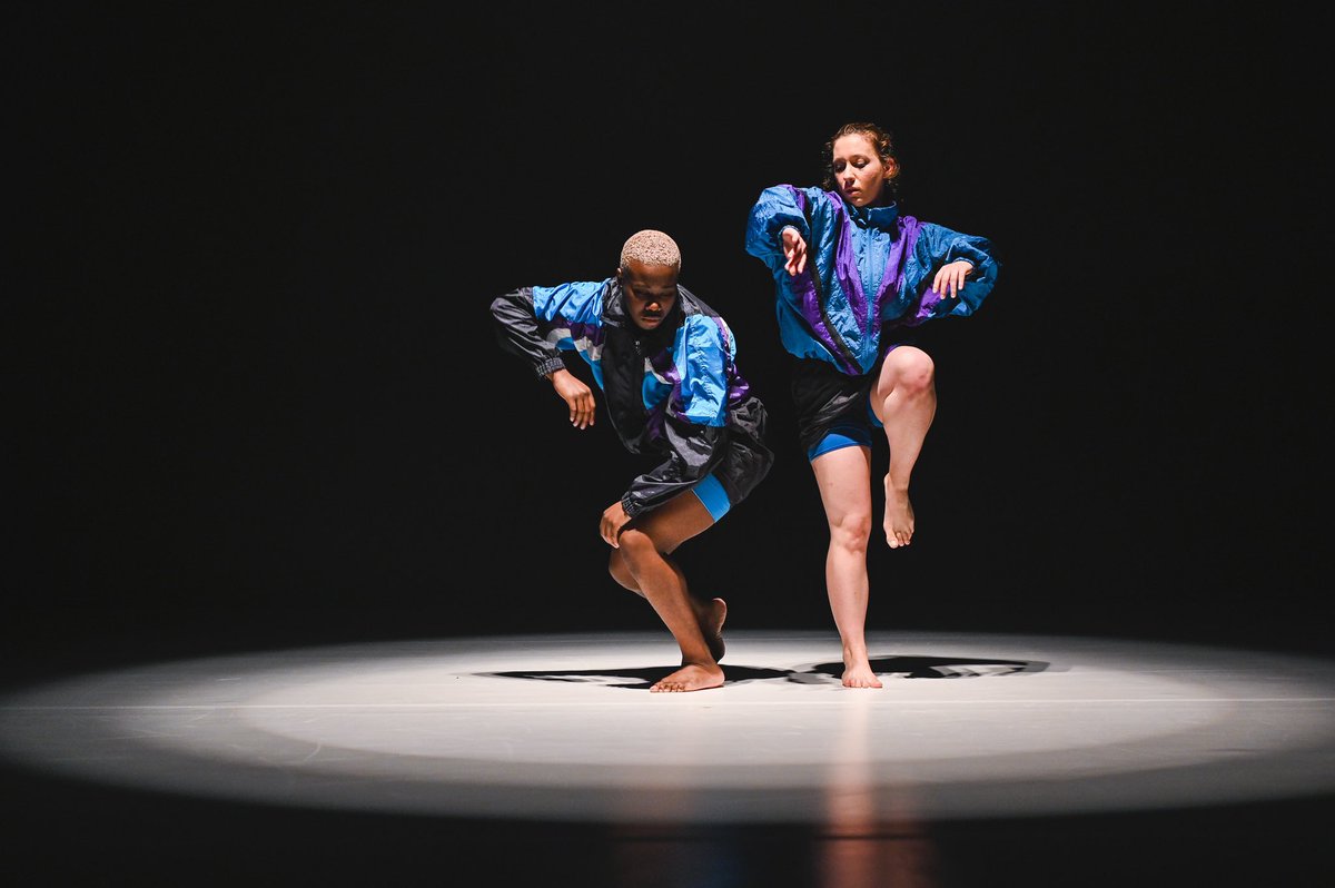 Pobl sy'n hoff o ddawns yng NGHAERDYDD, ydych chi wedi cael eich tocynnau ar gyfer ein cynhyrchiad newydd, OPTO NANO? Byddwn yn dod â'n taith theatr fyw i <a href="/DanceHouseWales/">Dance House Cardiff</a> <a href="/ndcwales/">National Dance Company Wales</a> ar 19 Mawrth. Prynwch eich tocynnau yma: bit.ly/3ITN60y