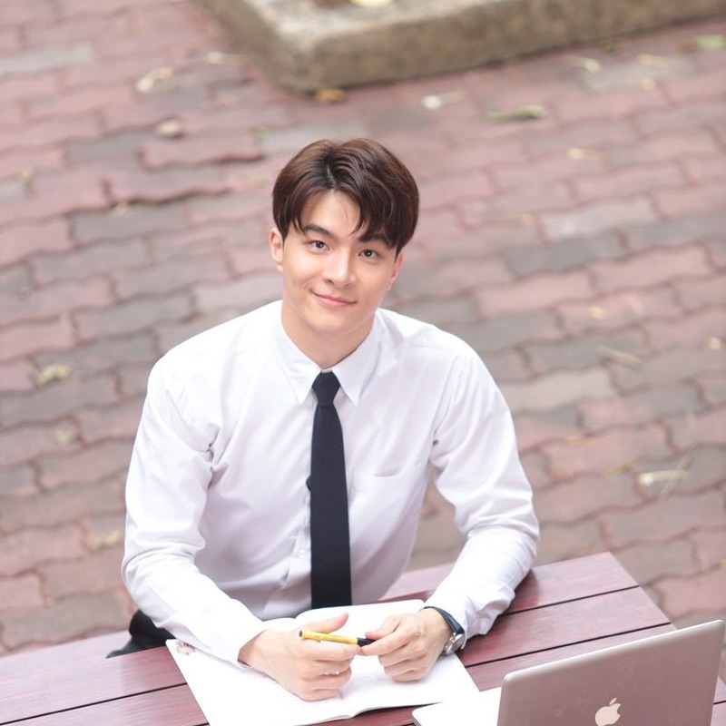 waterrrmmmelon's tweet photo. HAPPY BIRTHDAY Earthくん🎂🎊🎉
新しい年も愛に溢れた1年でありますように🌏🌏💓💙💚
cr. khun.din IG
  #คุณดิน #khundin #HappyKhundinDay https://t.co/AtqsjFcaxn