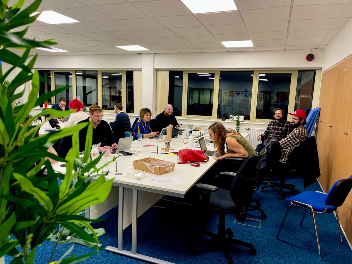 CwrtCowork's tweet photo. Did we mention we’re having a luanch party with drinks an dnibbles and cool stories and nice people???!!! People of Cardiff, get your free ticket here >>>> https://t.co/jNicpetwwd https://t.co/J1RoN5mwHW