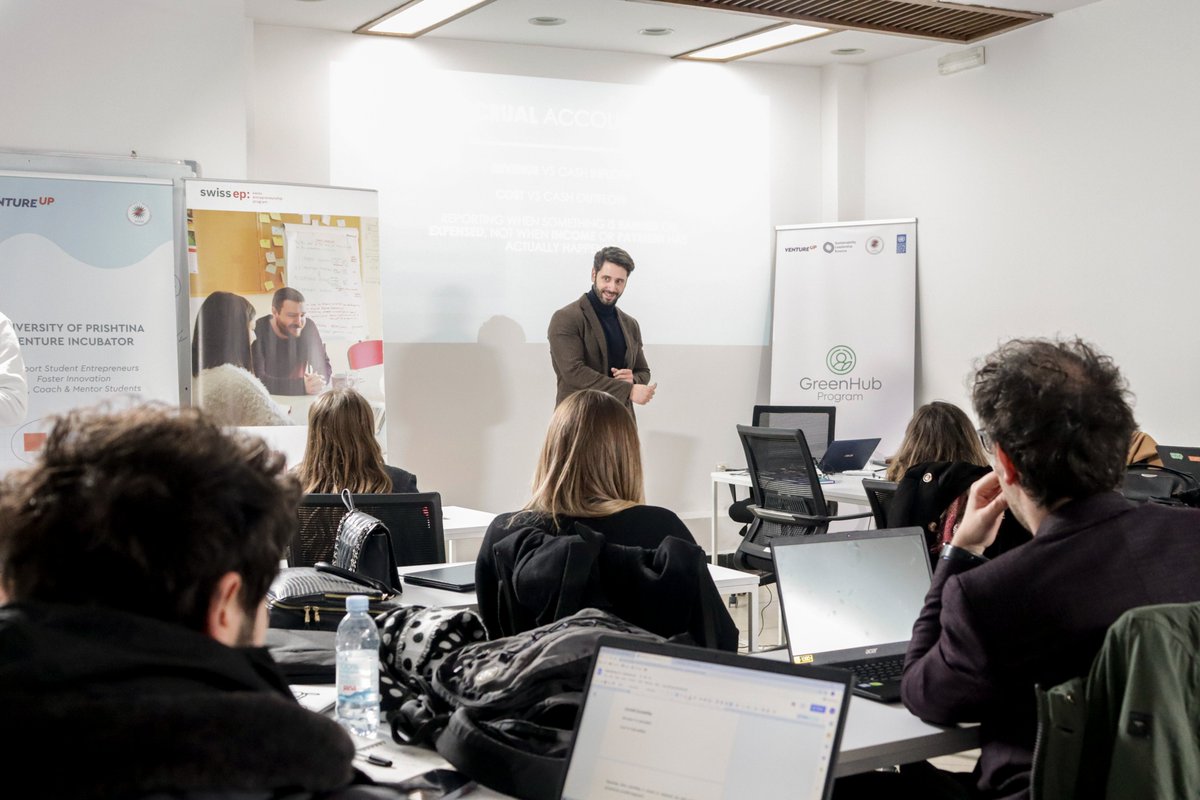 Talking #startup finances 💰 at the Youth Incubator Program w/ <a href="/BankovskiKamen/">Kamen Bankovski</a> was very insightful for the development of youth's #ecotourism project ideas. 
The Green Hub Program is jointly implemented by VentureUP &amp; #SLK, in partnership w/ <a href="/UNDP_Kosovo/">UNDP Kosovo</a> .
