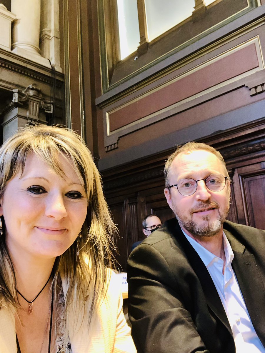 Ce matin , nous étions au Conseil Départemental de la Côte d Or avec mon binôme Martial Mathiron .
Vote pour une aide à l Ukraine de 100 000 euros et vote de subventions pour les communes du canton de Genlis notamment. #solidarité