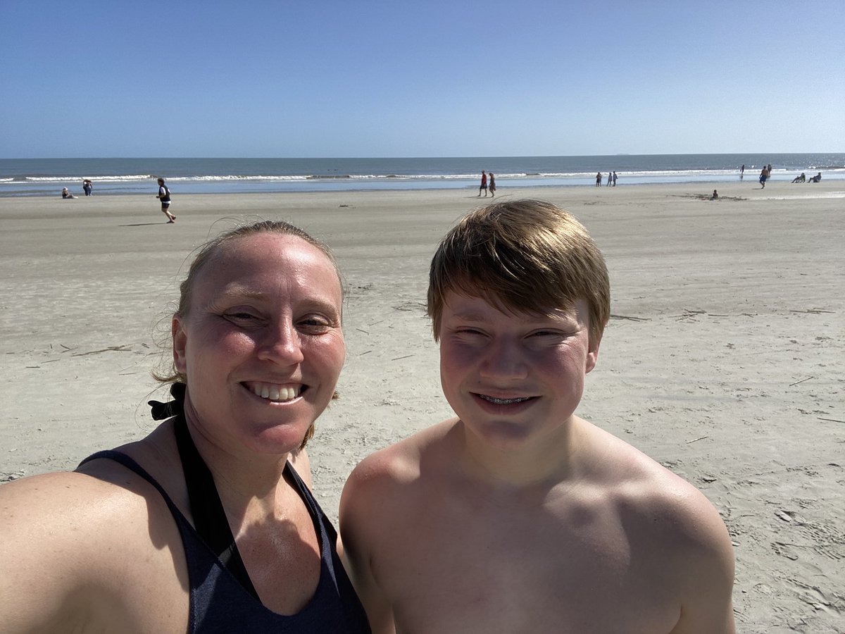 dslade07's tweet photo. Hilton head for spring break! https://t.co/yyv4NXcCnU
