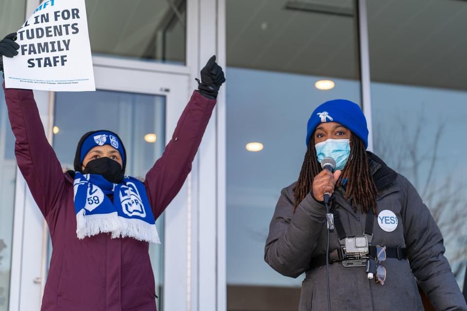Yesterday, We rallied w/ allied orgs  at Davis Center to support @MFT59 bargaining team.

Parents, graduates, labor leaders, grassroots orgs &amp; community members spoke about safe &amp; stable schools MPLS kids deserve.

#MFTweGotYourBack #SafeAndStableMPS
#MFT4Kids
#TheTimeIsNow