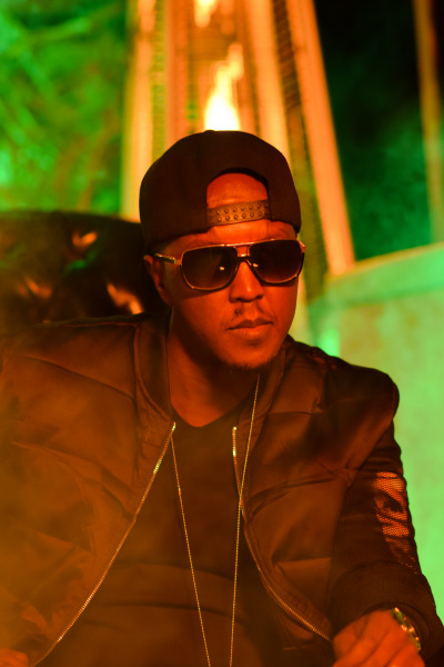 sautipwaniradio's tweet photo. Np Mimi na Ye @Wyre
@WyreDaLoveChild 

#SokilizaSauti
#JioniBomba
#LuiNaY
#MondayKamaWeekend
#PunguzaStressOngezaMiaka https://t.co/kwOa2HOzyU