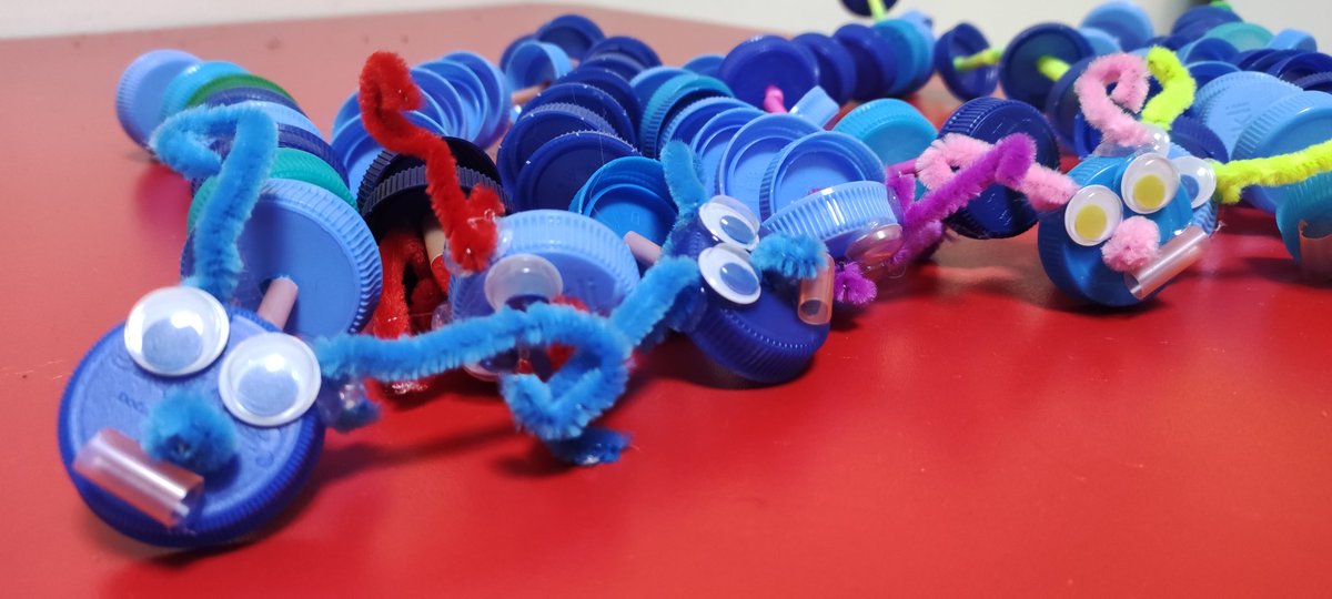 Merve ÖZDEMİR Nurettin Topçu İlkokulu 🦋 Caterpillar From Plastic Caps

<a href="/eTwinningEurope/">eTwinningEurope</a> 
<a href="/tretwinning/">eTwinning Türkiye</a> 
<a href="/eTwinning_ist/">eTwinning İstanbul</a> 
@eTwinningBsehir 
<a href="/IlkokuluTopcu/">Başakşehir Nurettin Topçu ilkokulu</a> 
<a href="/GozeriIlknur/">İlknur Gözeri</a>
<a href="/NowInstagram/">Öğrenenöğretmen</a>