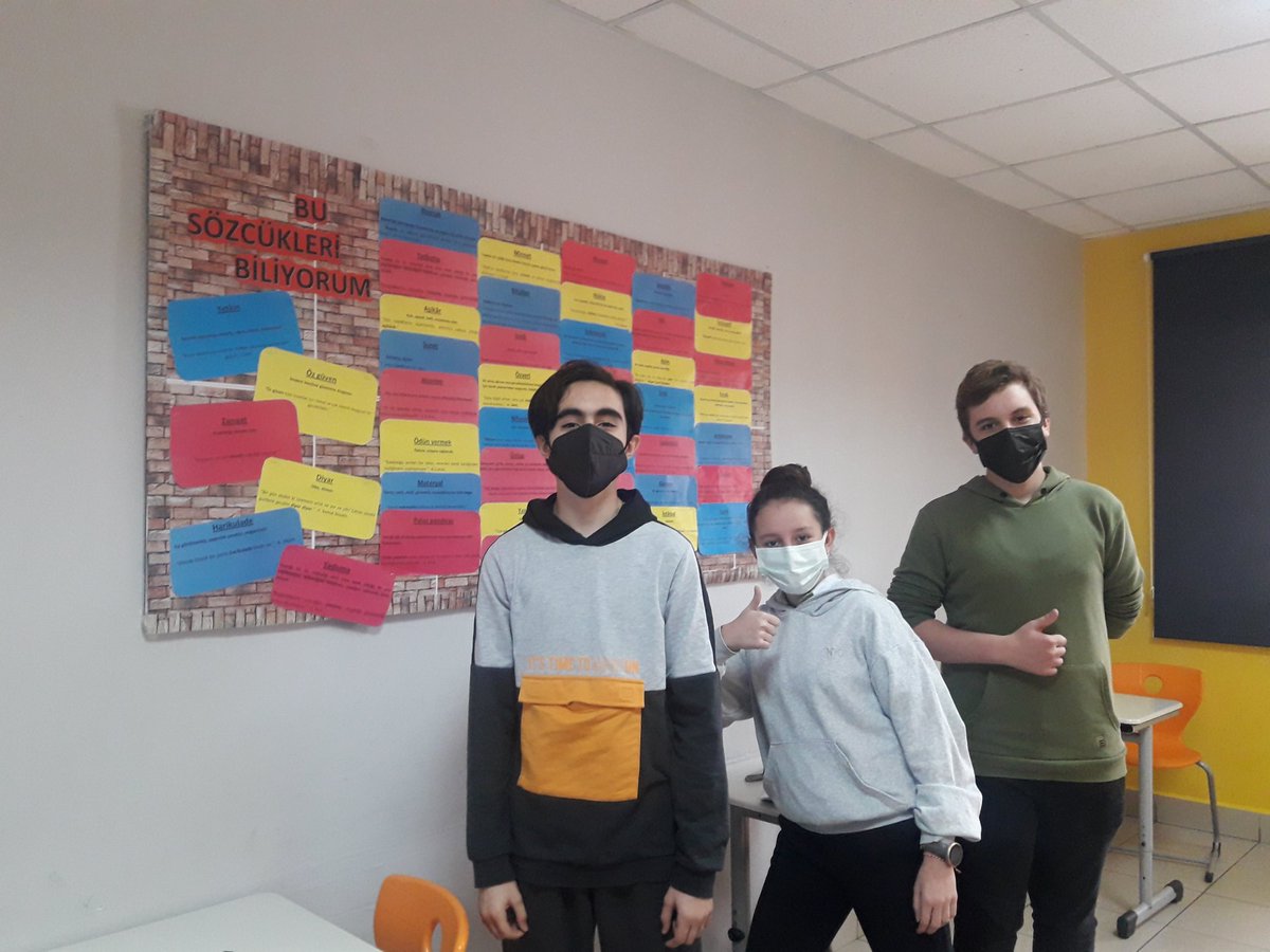 8.sınıflarımızda "Bu Sözcükleri Biliyorum"köşemizde öğrendiğimiz kelimelere yenilerini eklemeye devam ediyoruz.
<a href="/EnisEryaman/">Enis Eryaman</a> 
<a href="/cigdemmolla/">Dr. Çiğdem Mollaibrahimoğlu</a> 
<a href="/AYSUNGUZELYURT/">Aysun Güzelyurt Kılınç</a> 
<a href="/muratyllmaz78/">muratyılmaz</a>