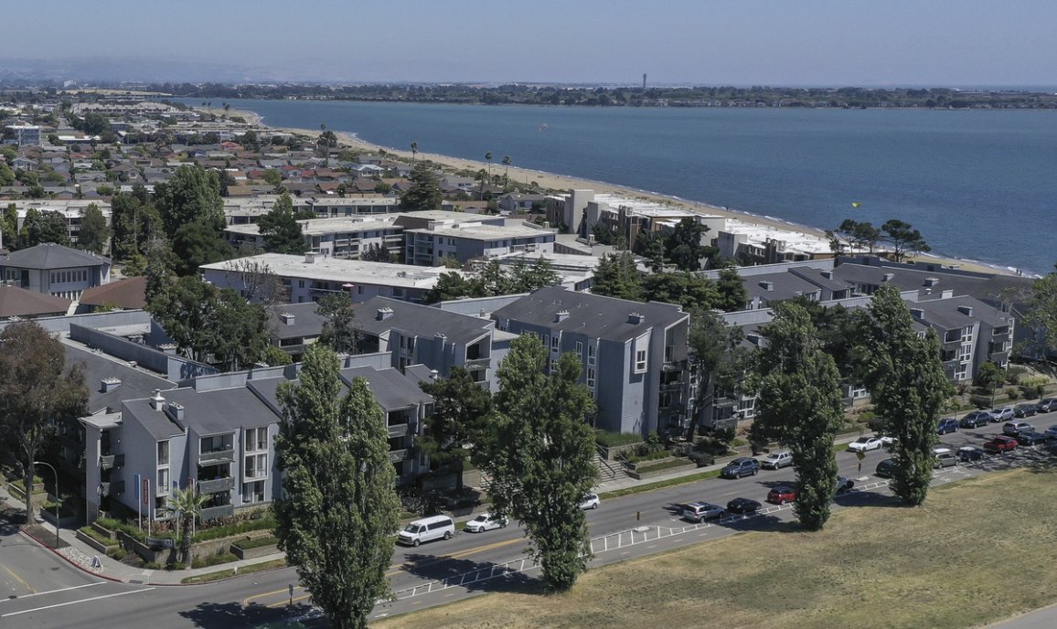 South Shore Apartments tweet media