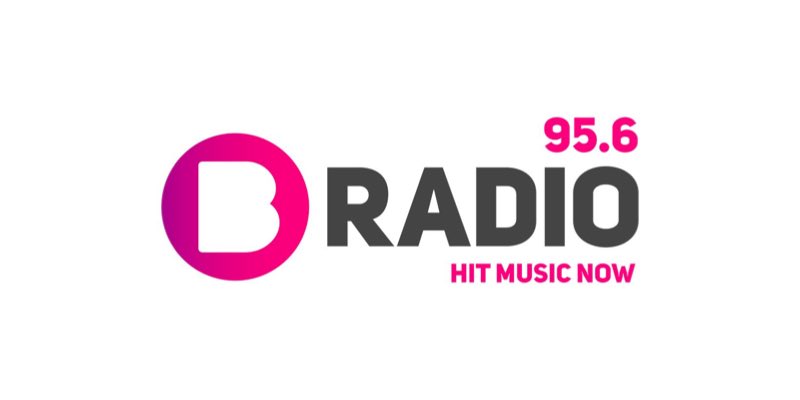 SimeonRiley's tweet photo. I’m on your radio @bradioUK Come And Join Me 95.6FM across Berkshire #Hitmusicnow #BRadio #SimeonRiley Let’s do this !!!! https://t.co/yE8Dp8nCe0