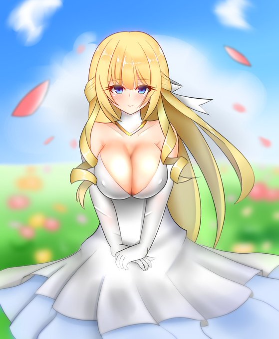 ちなみに初期のルーシャお嬢様と、今のルーシャお嬢様。
この子も出てきて三年くらいか…_(:3 」∠)_ 