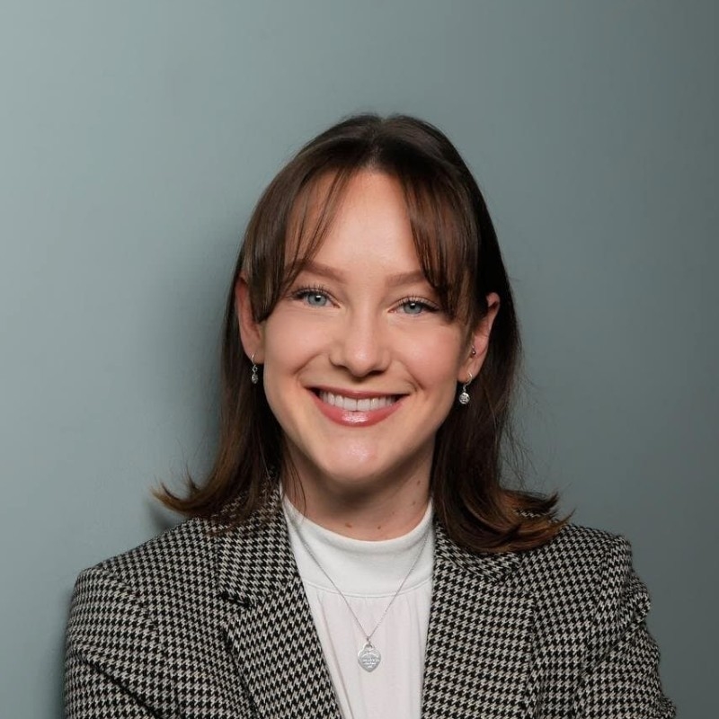 EasyGelProtect's tweet photo. Bienvenue à Eva-Johanna Herrlich ! 🙂 Terminant sa 3ème année à l’#ISFATES en commerce international et après plusieurs séjours en France, en Asie et en Europe du Nord, Eva a rejoint en février l'équipe pour renforcer le développement de nos partenariats à l'international ! 🌍 https://t.co/TtY8rtfnG1