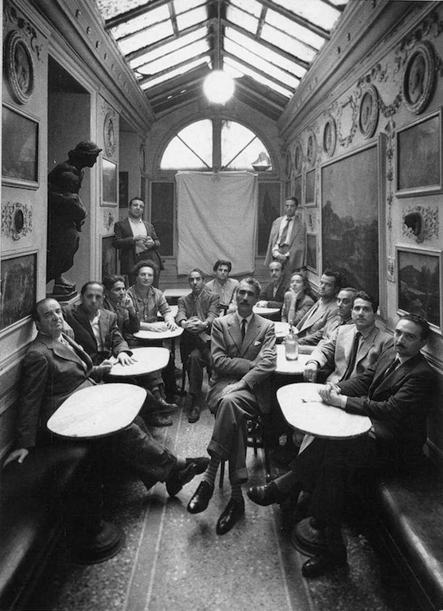 artribune's tweet photo. #fotodelgiorno: Aldo Palazzeschi, Goffredo Petrassi, Mirko, Carlo Levi, Pericle Fazzini, Afro, Renzo Vespignani, Libero de Libero, Sandro Penna, Lea Padovani, Orson Welles, Mario Mafai, Ennio Flajano, Vitaliano Brancati e Orfeo Tamburi. Caffé Greco, Roma 1948. Foto Irving Penn https://t.co/gSGTGJjmmo