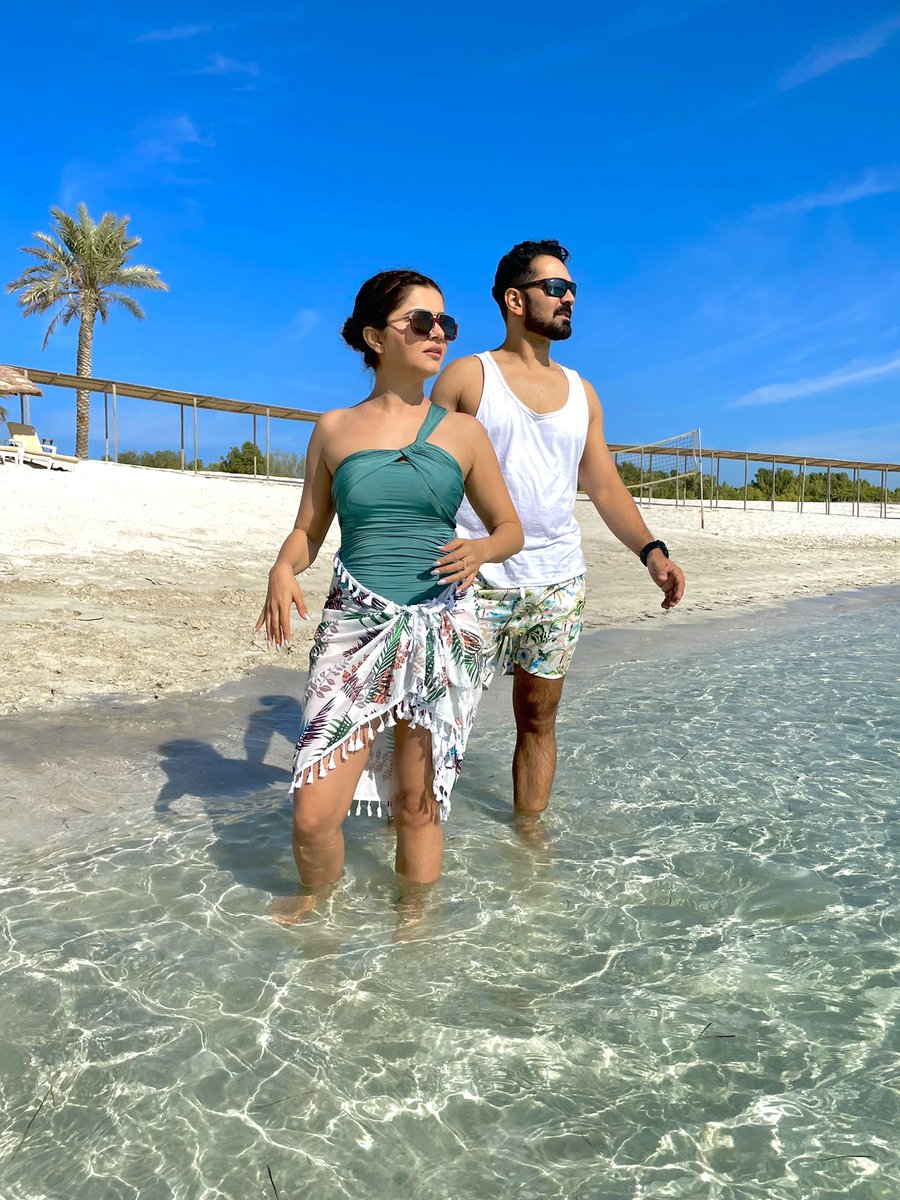 RubiDilaik's tweet photo. Sunny day @ZayaNurai 
.
.
@VisitAbuDhabi @MXPlayer 
#mxstudios #TheTimeisNow #InAbuDhabi #Wanderlust https://t.co/Bt8YX5H5J7