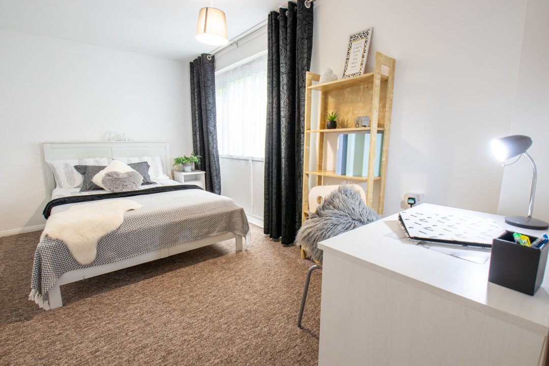studentplaces_'s tweet photo. Students Hurry! ⚠🎓 Our properties are going fast ⏩

There is limited accommodation left however there is still some quality accommodation available 🏡

Head to our website to see our available accommodation (Link in bio) 🌐 https://t.co/bN1OQTPWCD