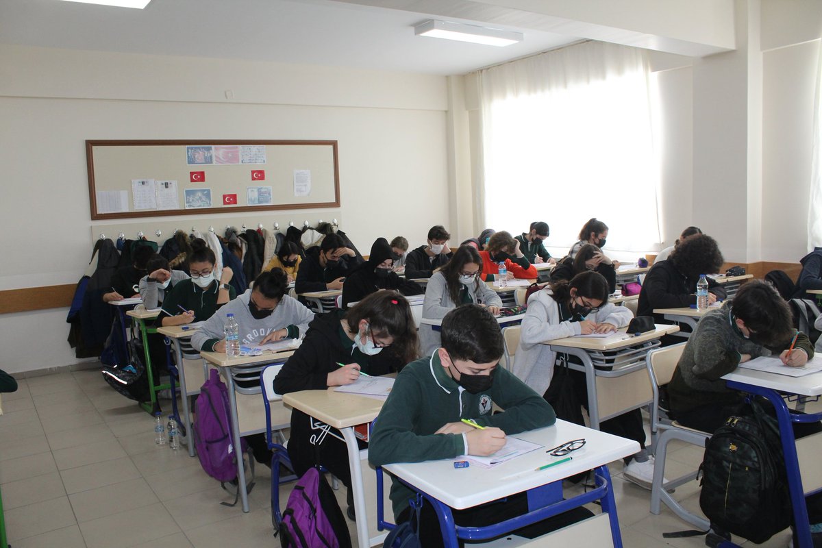 HaydiUniversite's tweet photo. #HaydiÜniversiteye

Valiliğimizin desteğiyle @TC_Bolvadin Kaymakamlığınca uygulanan Haydi Üniversiteye projesi kapsamında "Akademik Başarının Artırılması" için 12. sınıflarımızda TYT izleme testi uygulandı. 

@TanerBolat 
@DervisOzcal https://t.co/ecp4tymzpQ