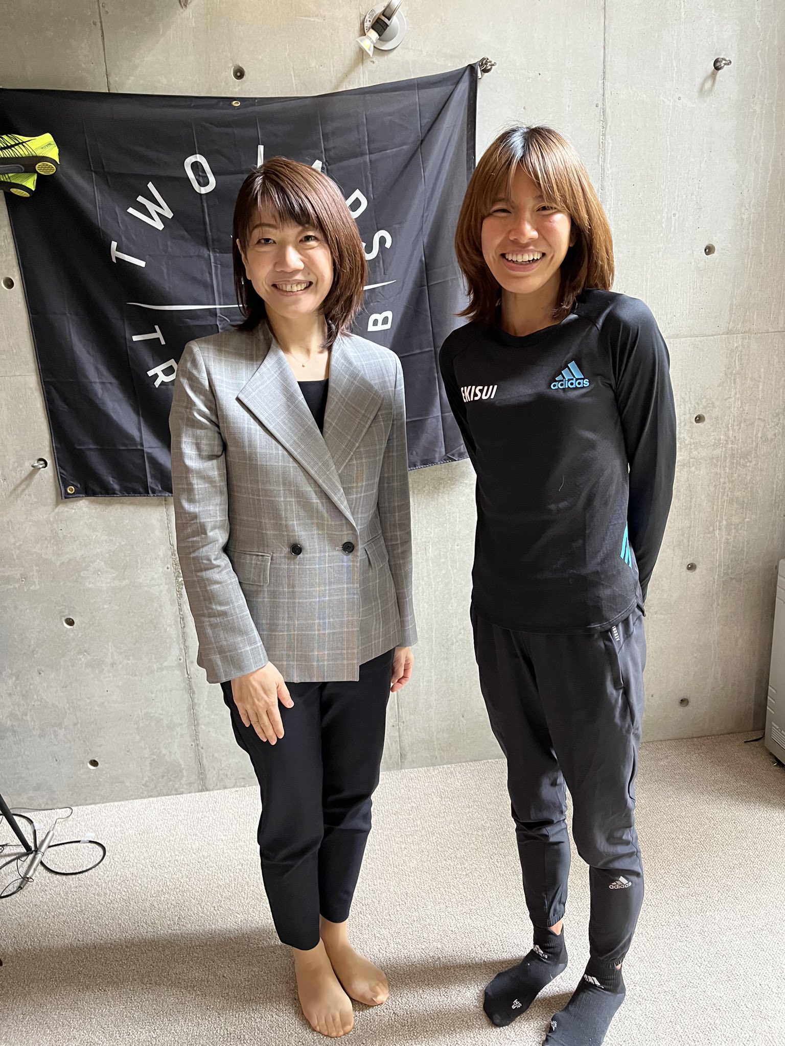 高橋尚子 本日 東京マラソンを走り終えたばかりの新谷さんとお話ししました とっても爽やかな笑顔 取材と言うよりも2人で語ってしまって 2時間も話してしまいました 横田コーチ スタッフの皆さんごめんなさい マラソンを走っての想い これから