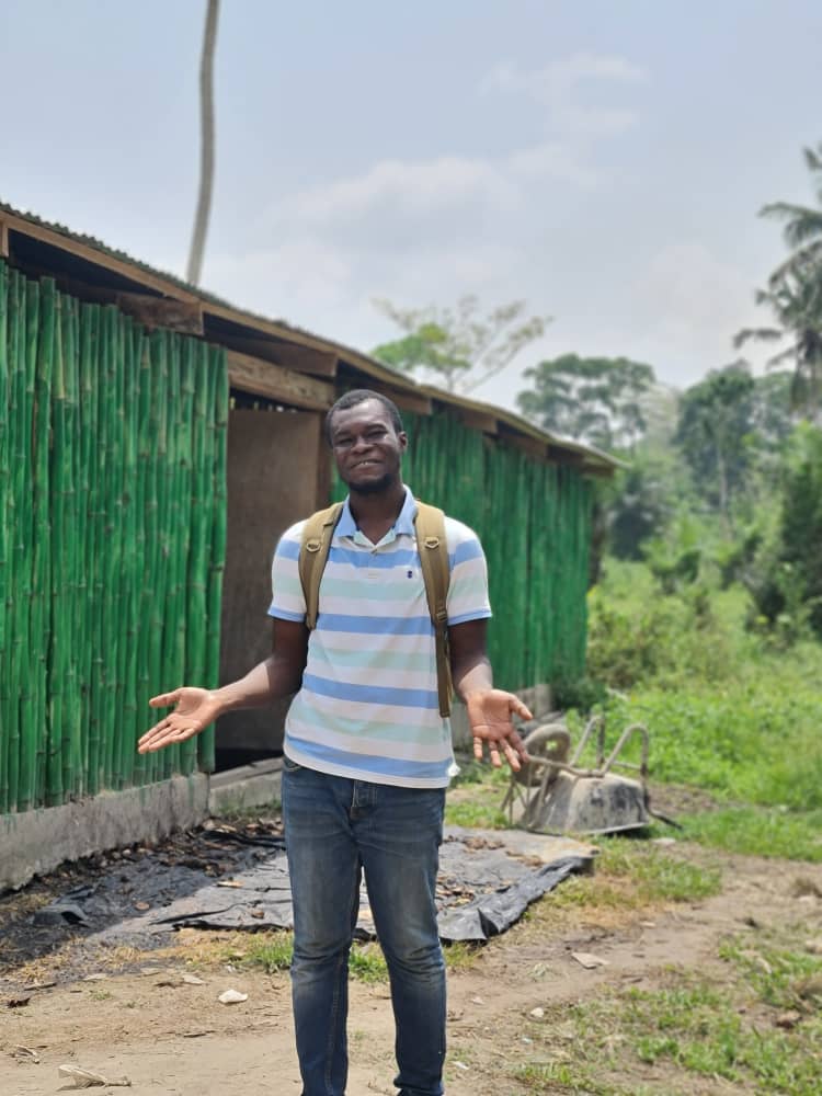 agrimercarb's tweet photo. Meet our Production Lead, Mr. Emmanuel Acquah. A zealous and passionate young man who has the interest of agribusiness at heart. https://t.co/59HrJOqPy7