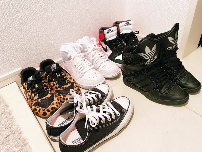 スニーカーが増えました👟 可愛い🤤 https://t.co/AsTL193cHz