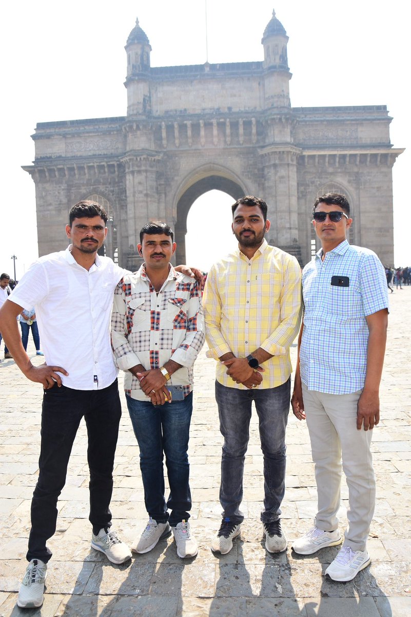 mahendarfarak's tweet photo. ☞सैर कर दुनिया की गाफिल✿
☞जिंदगानी फिर कहा ☆
☞जिंदगानी अगर रह गई तो ✯
☞यह नोजवानी फिर कहा✷
      🕉️ जय महादेव🕉️
@RLPINDIAorg @FarakSwaroop @ChhotsaR @OmBaytu https://t.co/0uAd7AIYVS