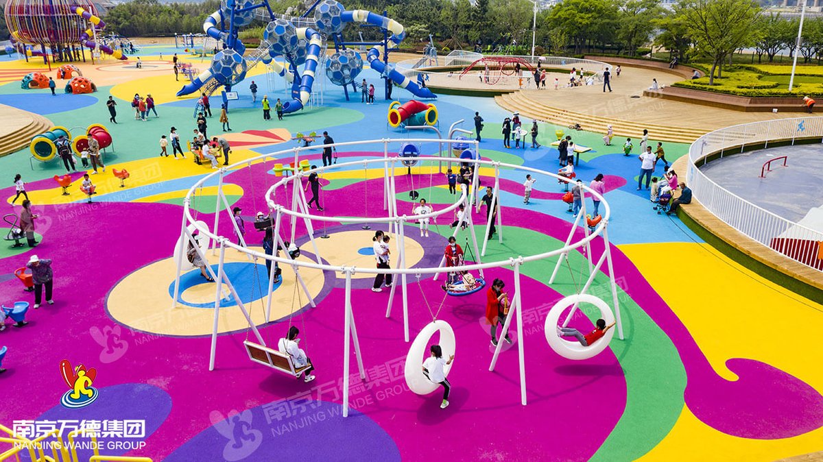 WandeOfficial's tweet photo. Today we will take you to see the children's playground designed and built by Wandeplay in Wanpingkou, Rizhao, Shandong, China.
The blue football tower, the big onion and the giant climb net are the three most eye-catching big guys in the entire amusement park. https://t.co/RlC2o1ds23