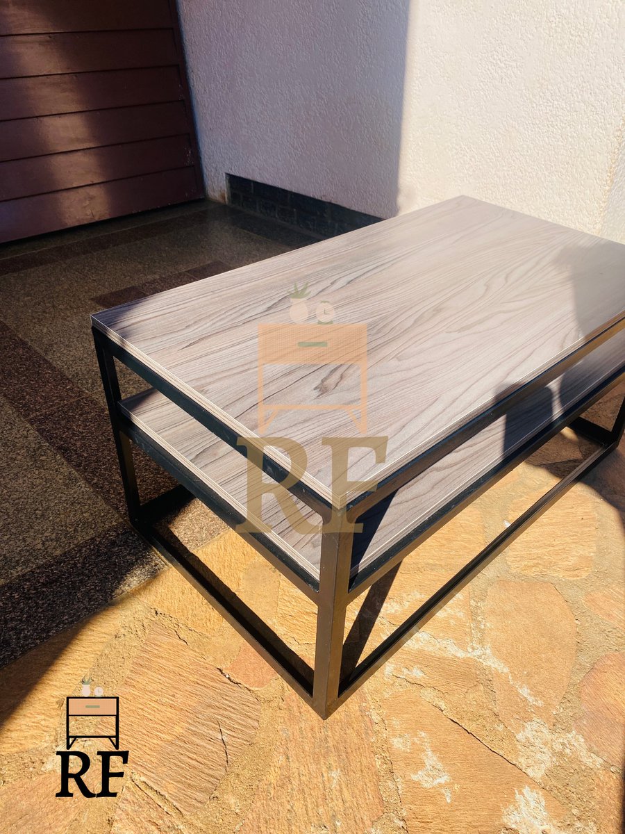 RusticFurnisher's tweet photo. Nothing like positive feedback after a delivery. 2-tier coffee table 90*60*40cm. #RusticHomeDecor  #Rustic #rusticinterier https://t.co/ghkNbreLLn
