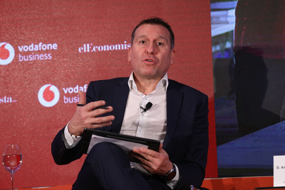 elEconomistaes's tweet photo. 🔸#FondosEuropeos #KitDigitaleE

🗨️Alberto del Sol (@VodafoneEmpresa): "Venimos de dos años en los que se ha cambiado mucho. Las pymes necesitan herramientas para conocer más a los clientes, para ser más ágiles. Europa nos mira porque somos innovadores"
https://t.co/4R6Ip8CUoT https://t.co/C3pCBrcq09