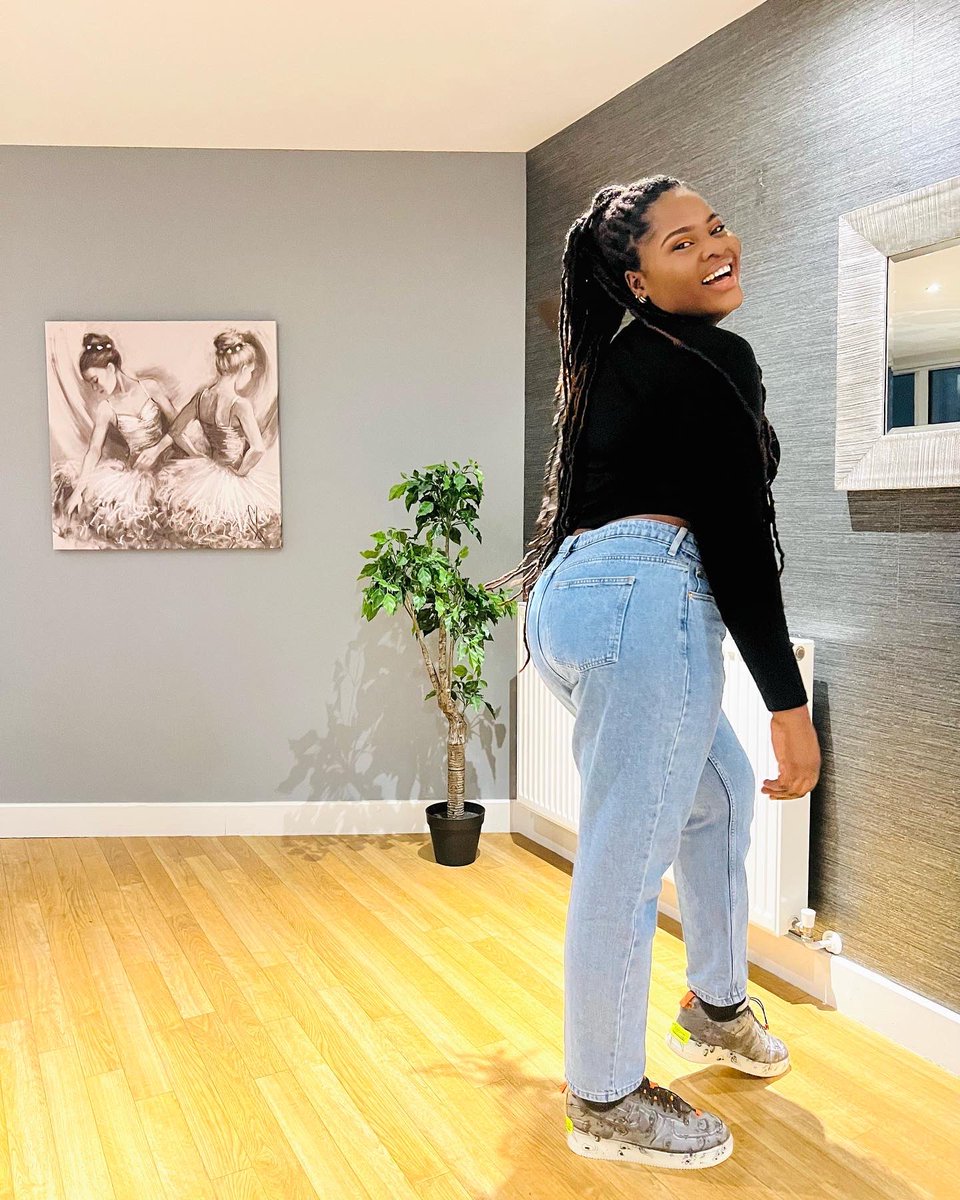 kennyglamzdivaz's tweet image. Turnup at #DavidoO2 #madlitnight #DavidoatTheO2