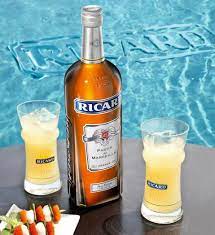 elliot_longy's tweet photo. Drinking a Ricard triggers your limbic system, it triggers emotions related to relaxing in summer with the swimming pool background.
@lets_NEUROmkt #Neurojustification #NMKTRCH #MKTINGNEURO #XperientialMkt @pierre_btx @Remsmarket @l_mrt27 @ClemenceClerc https://t.co/08j24nN204