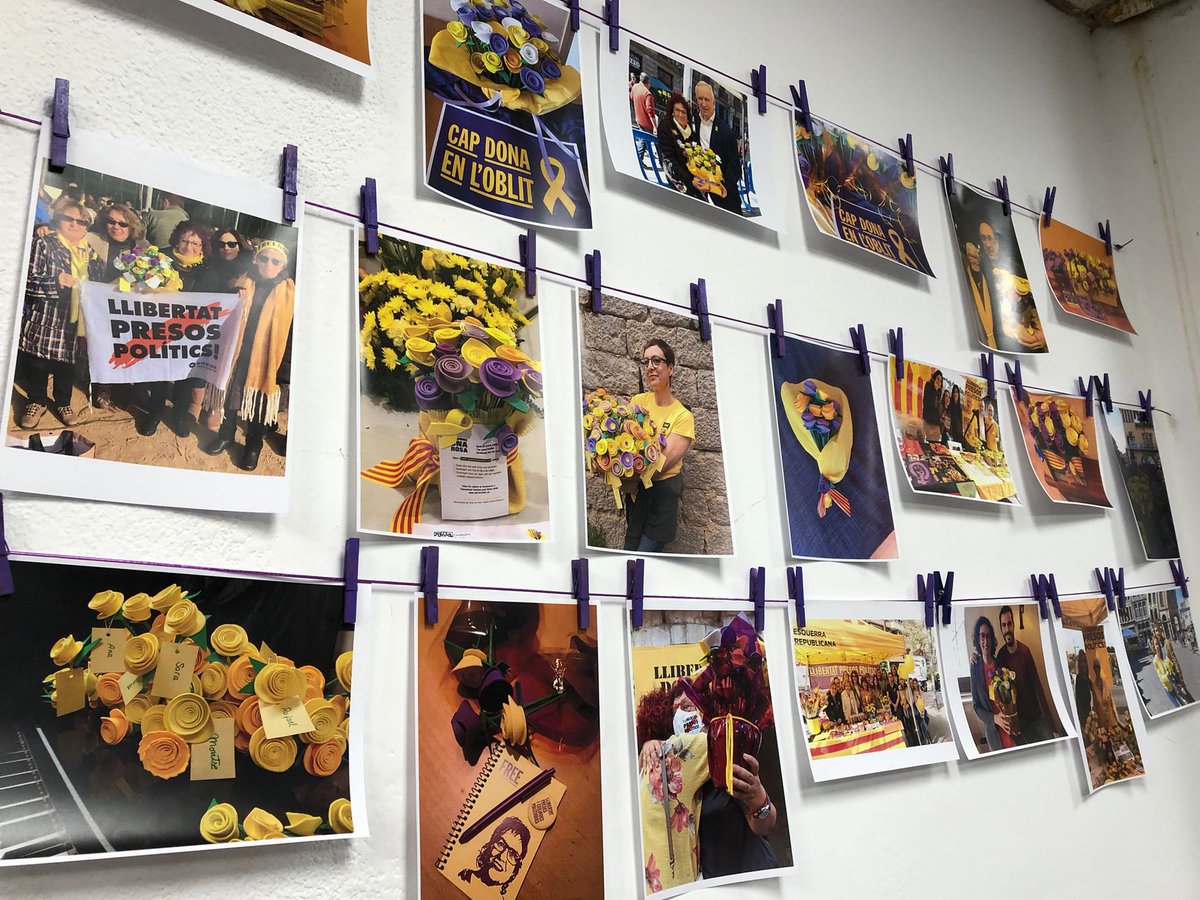 erchg7's tweet photo. ✊🏻Les dones d’ @erchg7 del casal Irla han creat  l'exposició de fotografies "🌹Roses per la llibertat",  durant el mes de març en commemoració del Dia Internacional de les Dones. 

👉🏻 Vine a veure-la els dilluns a partir de les 19:30 h. https://t.co/zR7MgpMyD0