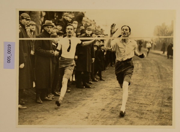 EtonArchives's tweet photo. Doesn't the boy on the right look familiar...? Ian Fleming grew up to be the author of the James Bond series of spy-novels! He studied at Eton in the 1920s.🏃‍♂️@SchoolArchives1 #SchoolRunning 

[PA-A.5:19-2012 - https://t.co/Te3ZYsC3ND] https://t.co/BW7rbndR5a
