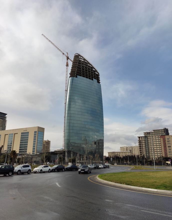Chapman_Taylor's tweet photo. Glazing nearly complete at our 167m high 135,000m2 office-led development Port Baku Tower 2 in #Azerbaijan https://t.co/E7HHltgG0C #Office #Workplace #OfficeArchitecture #WorkplaceArchitecture #OfficeDesign #WorkplaceDesign #MixedUse #Architecture #PortBaku #PortBakuTower2 #Baku https://t.co/D4CMBPI4Te