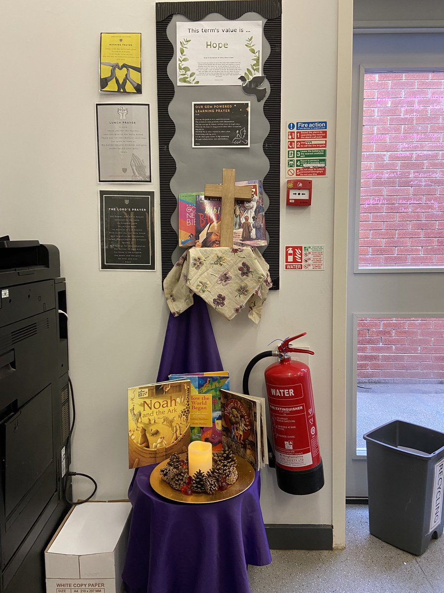 NWEmeraldClass's tweet photo. Thank you #worshipwonders for our new #prayerarea. Emerald Class can’t wait to begin using the new area and developing it over time to reflect our learning, the Liturgical year and our school year #shineaslightsintheworld #hope #churchschool @DioceseSchools @diocswellnott https://t.co/HB0HPmSJbG